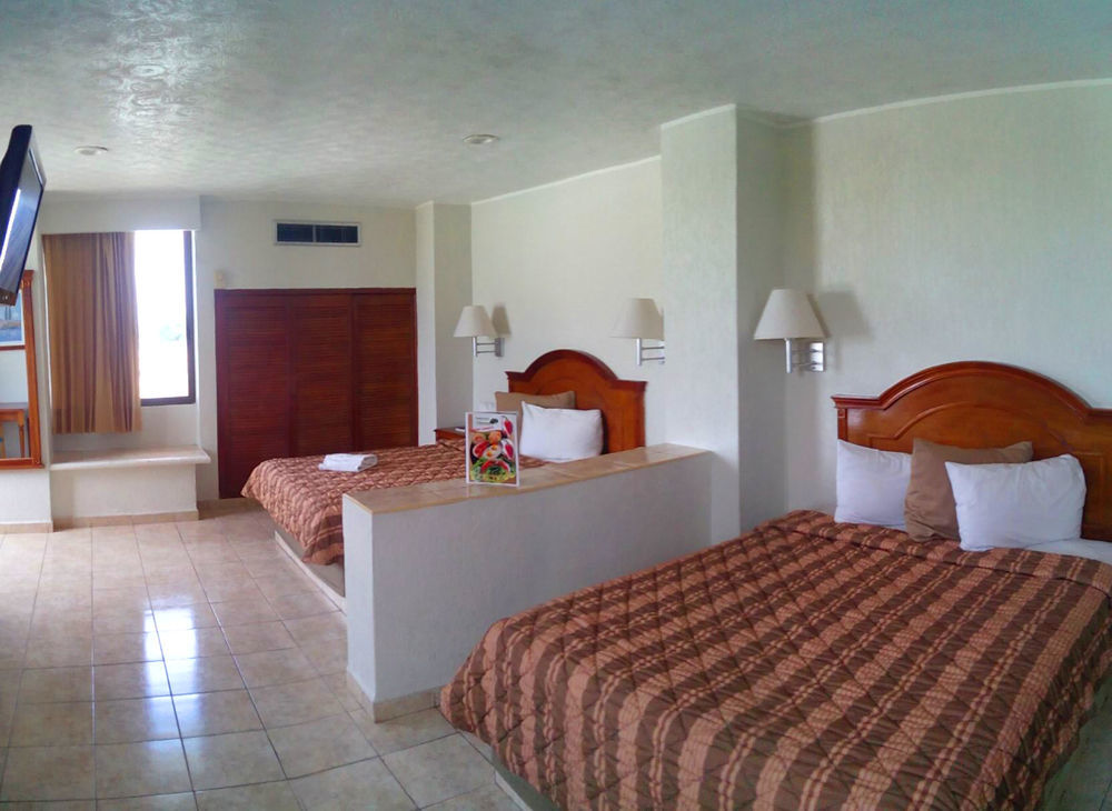 Hotel & Suites Real Del Lago Villahermosa Eksteriør billede